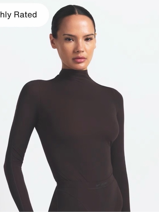SKIMS Tops - NikeSKMS NWT Weightless Long Sleeve Mock Neck - Dark Roast